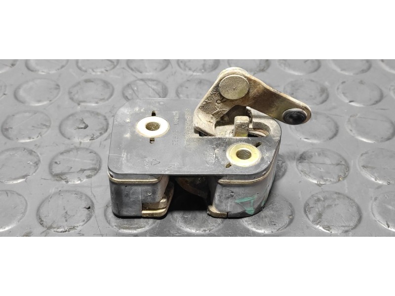 Recambio de cerradura puerta trasera derecha para ford transit, caja abierta 86/92 2.5 diesel referencia OEM IAM 86VBV264A26AC  