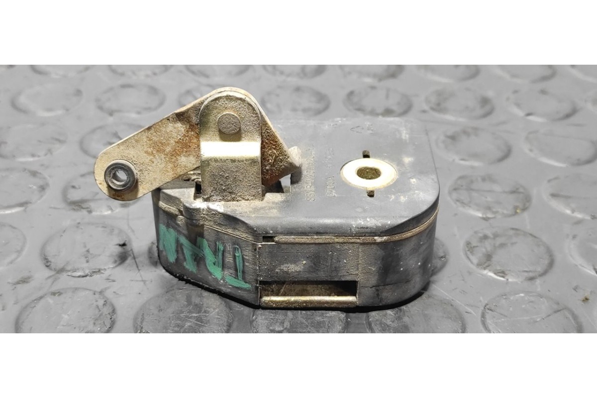 Recambio de cerradura puerta trasera derecha para ford transit, caja abierta 86/92 2.5 diesel referencia OEM IAM 86VBV264A26AC  