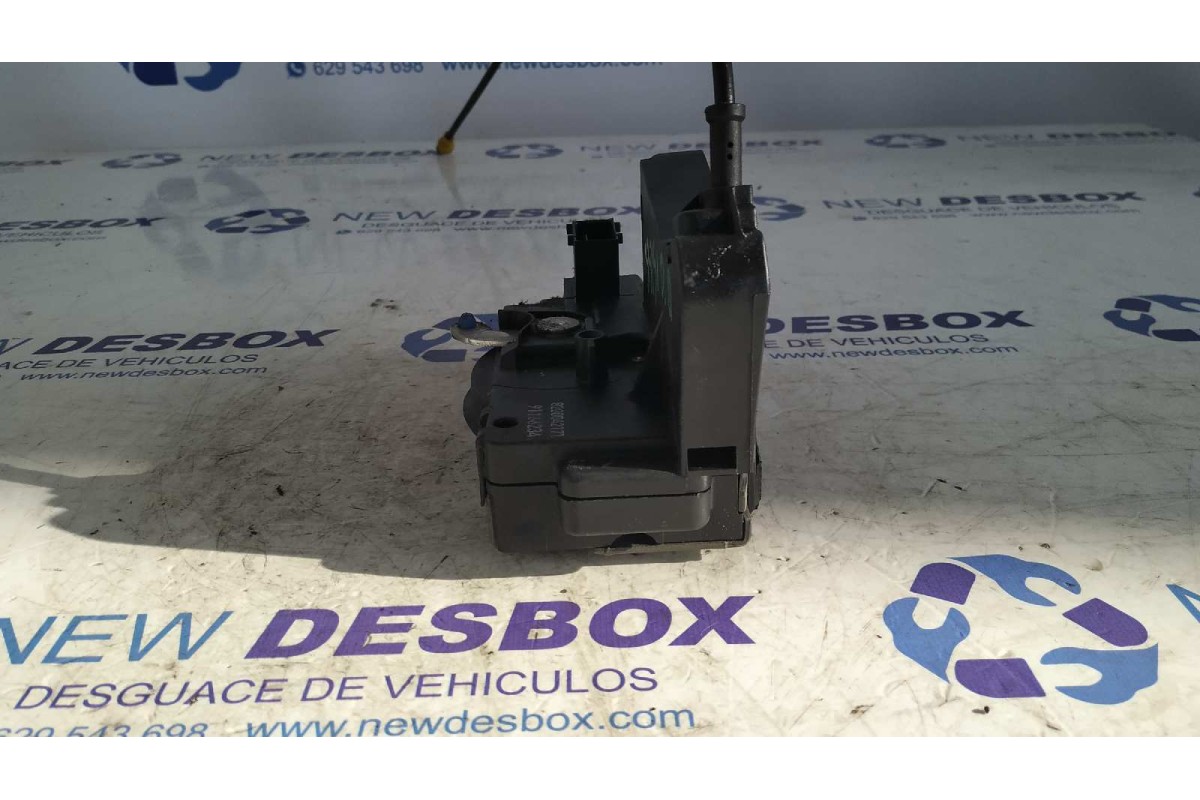 Recambio de cerradura puerta delantera derecha para opel vivaro furgón/combi (07.2006 =>) 2.0 16v cdti referencia OEM IAM 820004