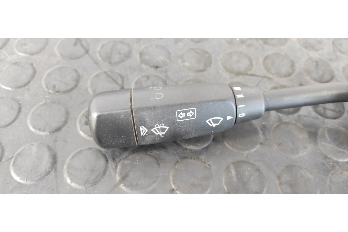 Recambio de mando intermitentes para mercedes-benz clase c (w203) berlina 2.7 cdi 20v cat referencia OEM IAM 2035450010  