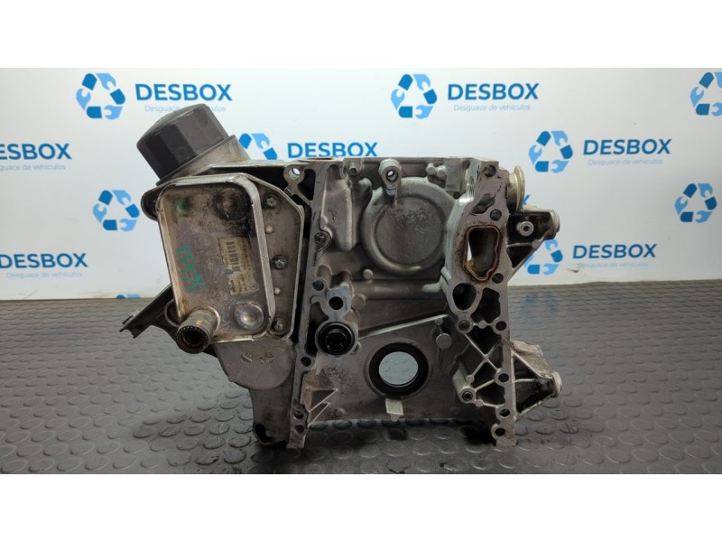 Recambio de tapa distribucion para mercedes-benz vito (w638) caja cerrada 110 cdi  (638.094) referencia OEM IAM R6110150302  