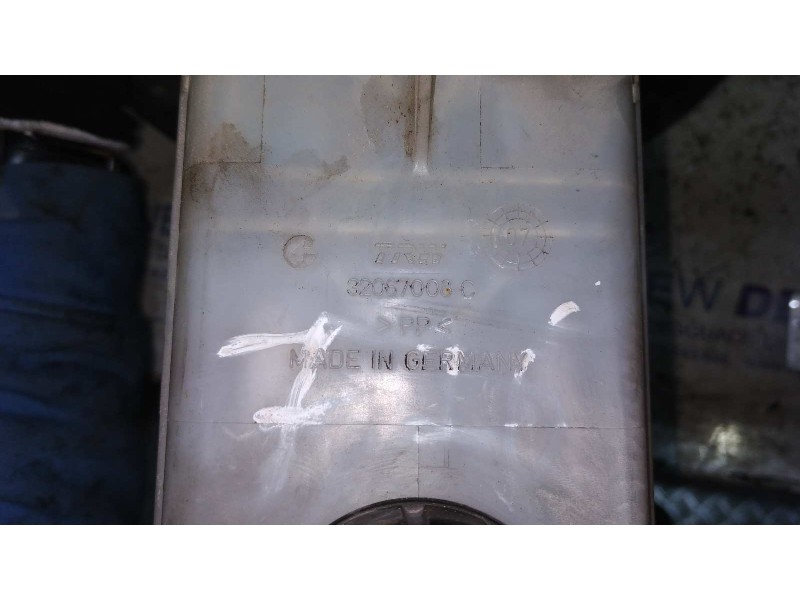 Recambio de bomba freno para opel vivaro furgón/combi (07.2006 =>) 2.0 16v cdti referencia OEM IAM 32067008C  