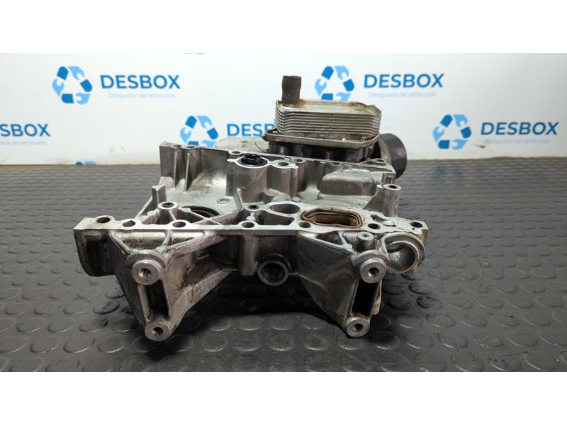 Recambio de tapa distribucion para mercedes-benz vito (w638) caja cerrada 110 cdi  (638.094) referencia OEM IAM R6110150302  