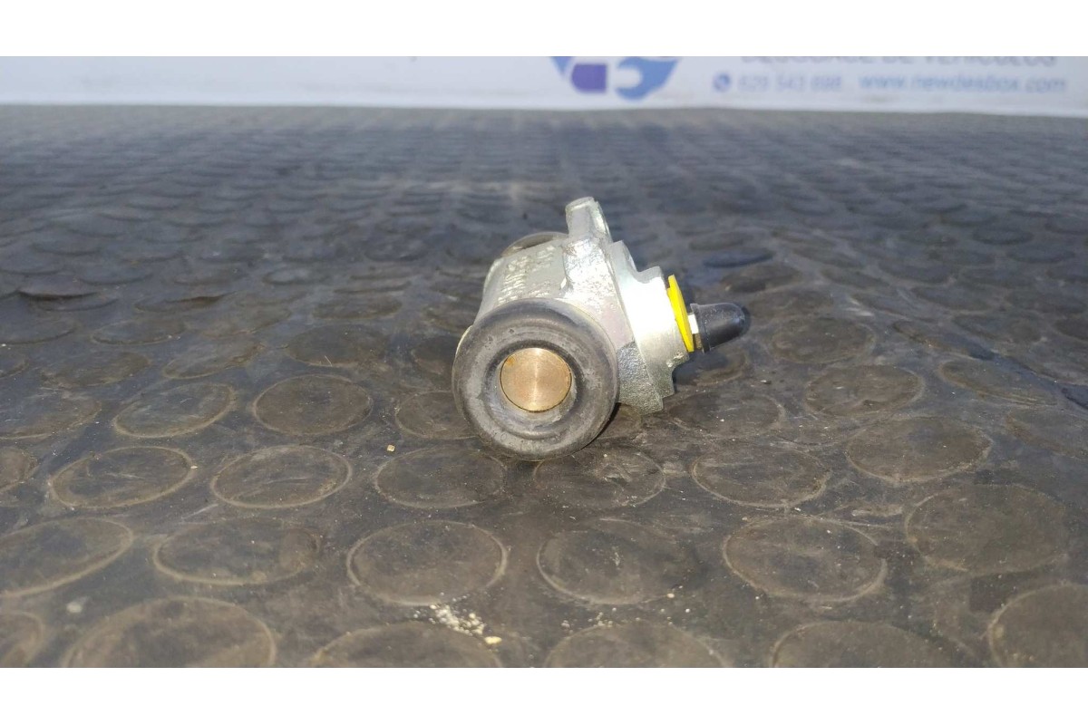 Recambio de bombin freno tambor para renault clio i fase i+ii (b/c57) 1.9 diesel referencia OEM IAM 7701035474  