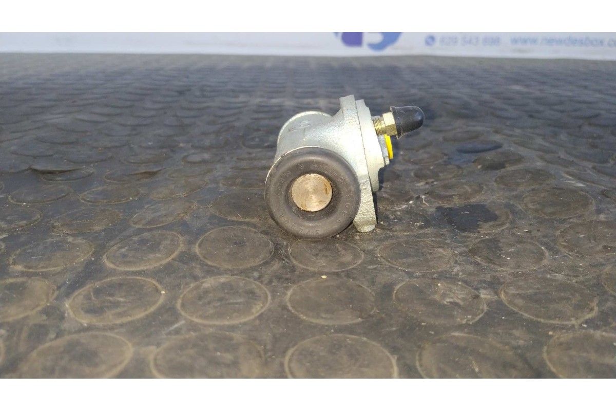 Recambio de bombin freno tambor para renault clio i fase i+ii (b/c57) 1.9 diesel referencia OEM IAM 7701035474  