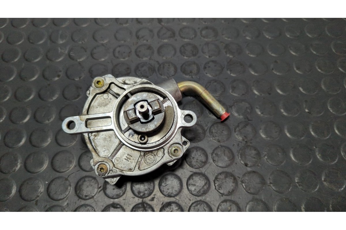 Recambio de depresor freno / bomba vacio para mercedes-benz vito (w638) caja cerrada 110 cdi  (638.094) referencia OEM IAM A6112