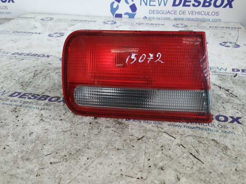 Recambio de piloto porton izquierdo para honda accord berlina (cc/ce) 1.8 cat referencia OEM IAM KG254F  