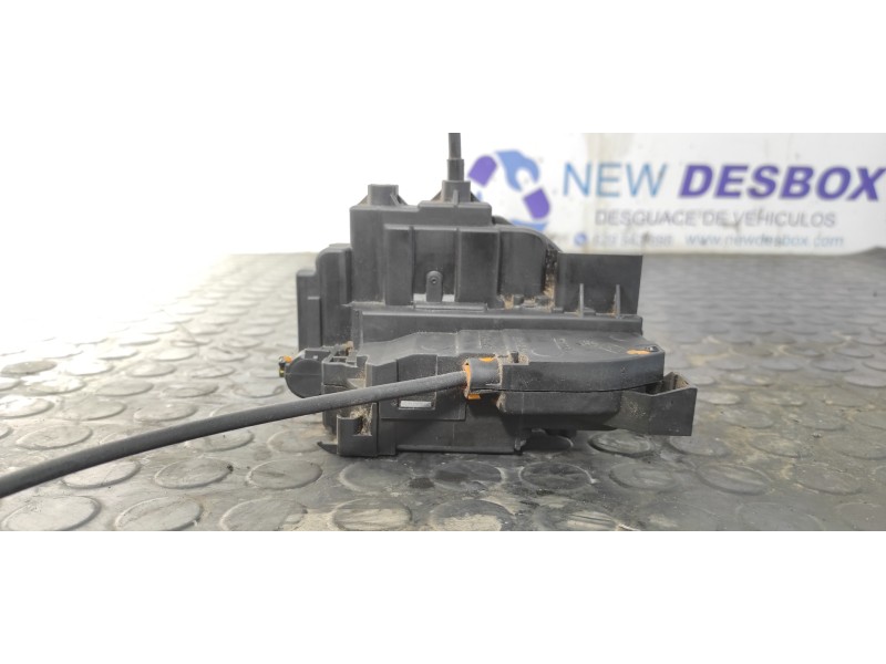 Recambio de cerradura puerta delantera derecha para opel movano b kasten/combi hka l2h2 3,3t doka referencia OEM IAM 805020009RF
