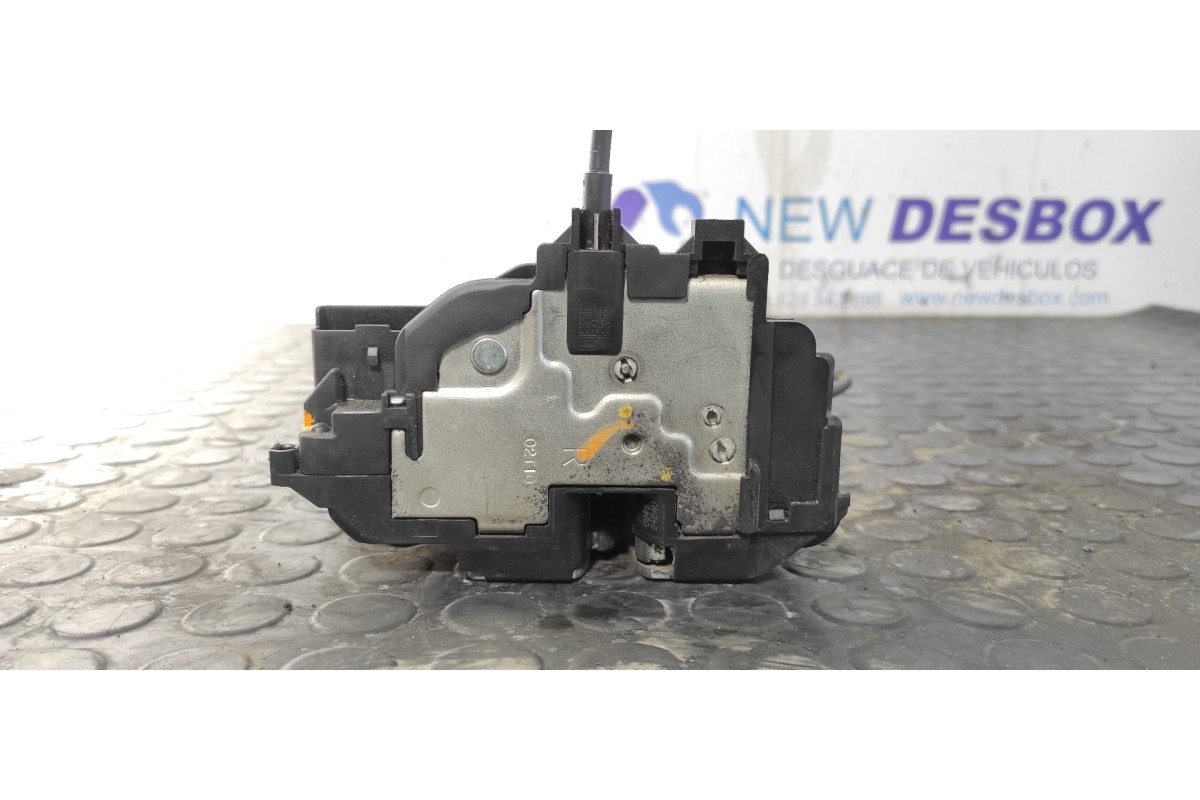 Recambio de cerradura puerta delantera derecha para opel movano b kasten/combi hka l2h2 3,3t doka referencia OEM IAM 805020009RF