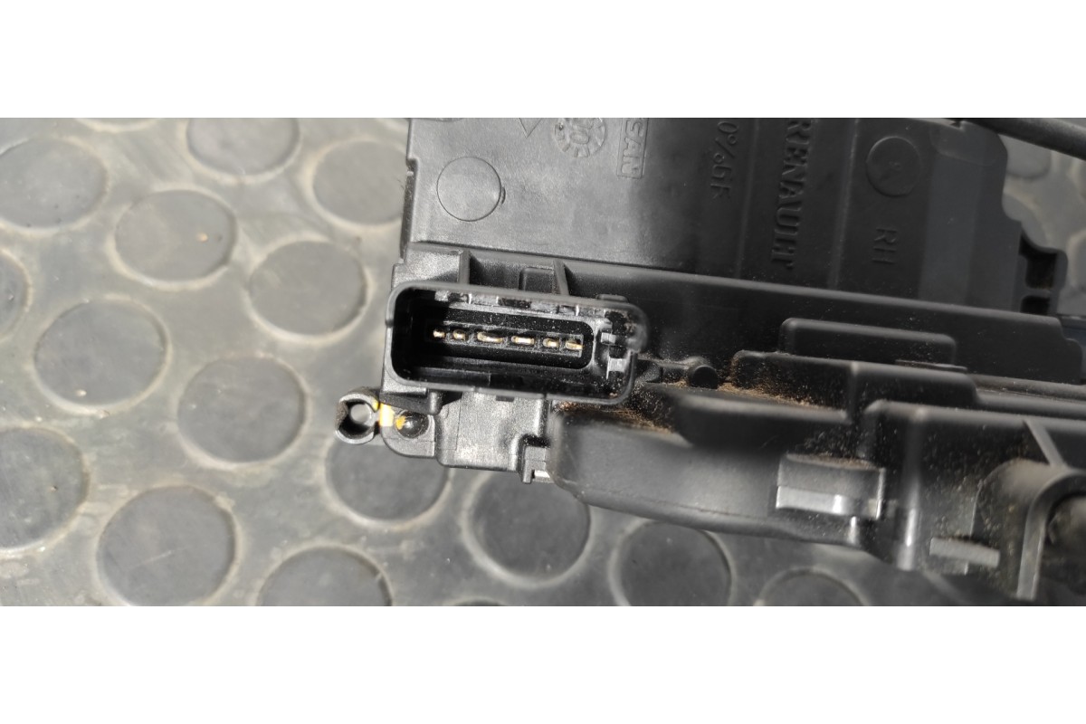 Recambio de cerradura puerta delantera derecha para opel movano b kasten/combi hka l2h2 3,3t doka referencia OEM IAM 805020009RF