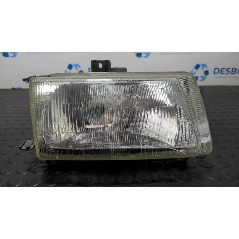 Recambio de faro derecho para volkswagen caddy ka/kb (9k9) family referencia OEM IAM 67725169  