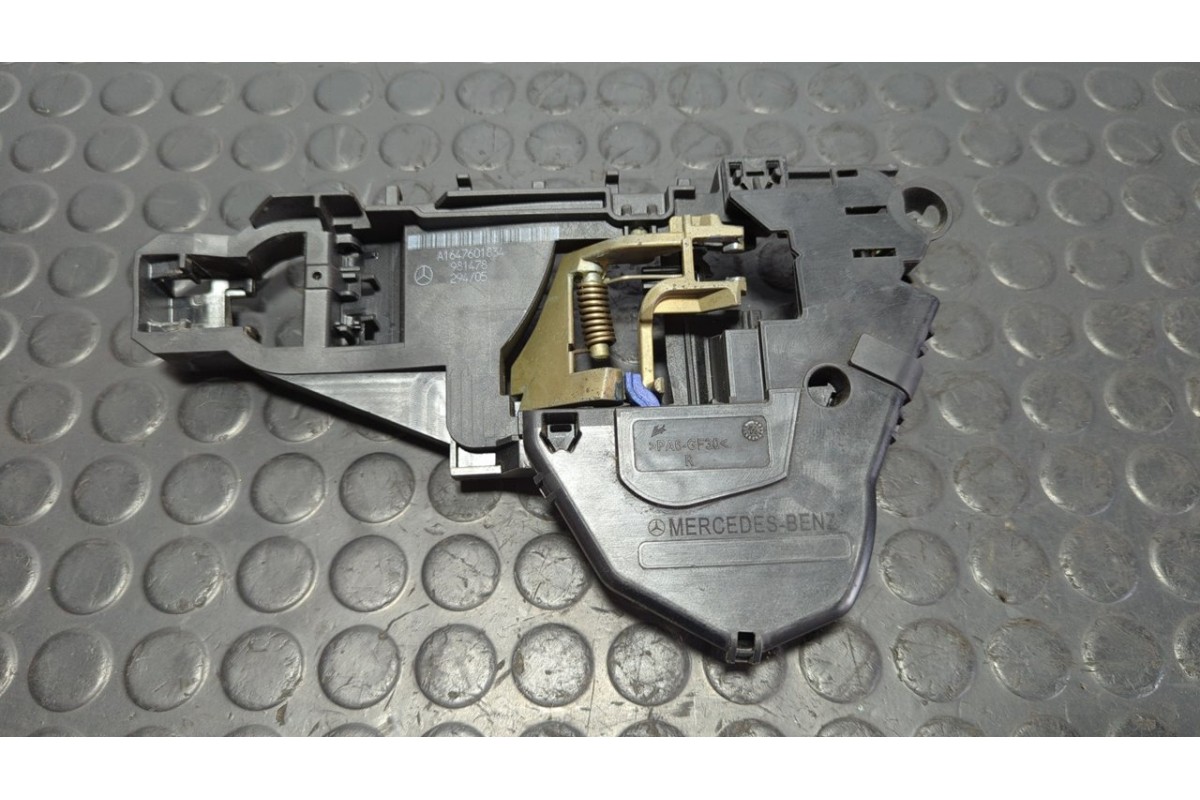 Recambio de soporte maneta delantera derecha para mercedes-benz clase m (w164) 280 / 300 cdi (164.120) referencia OEM IAM A16476