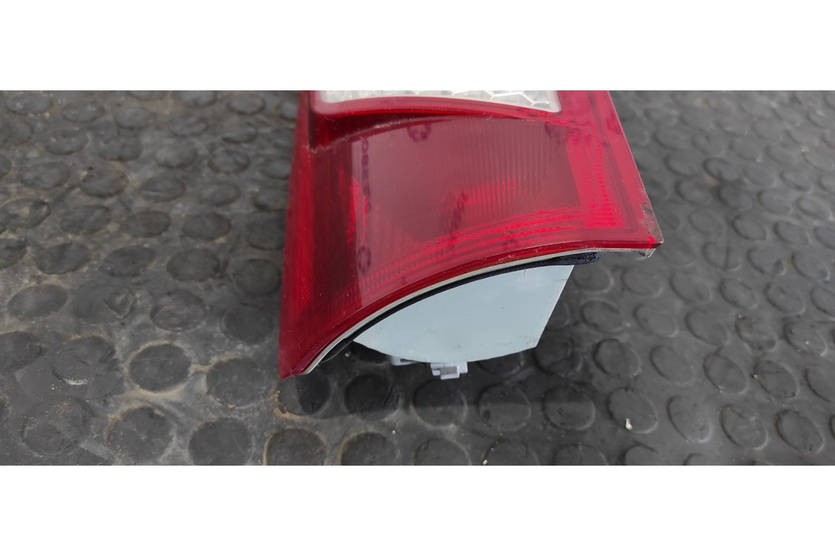 Recambio de piloto trasero derecho para ford tourneo connect (tc7) kombi corta (2009) referencia OEM IAM 9T1613404AC  