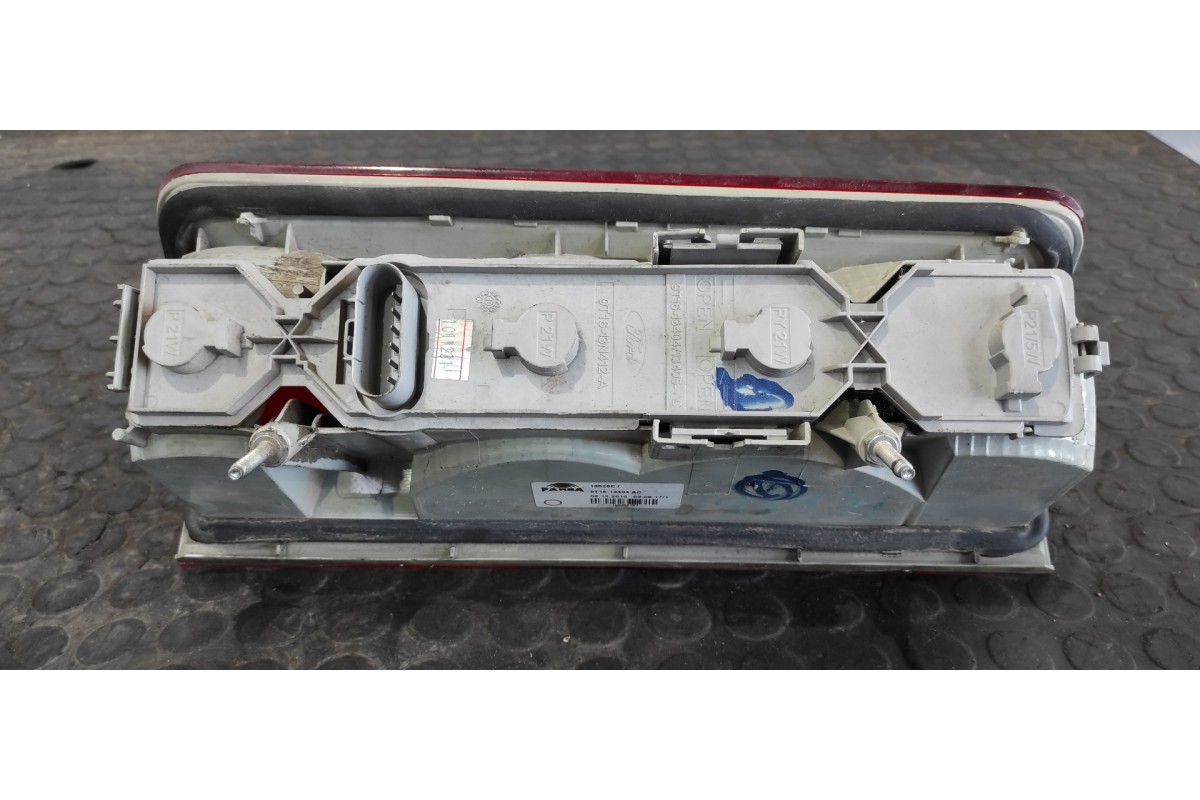 Recambio de piloto trasero derecho para ford tourneo connect (tc7) kombi corta (2009) referencia OEM IAM 9T1613404AC  