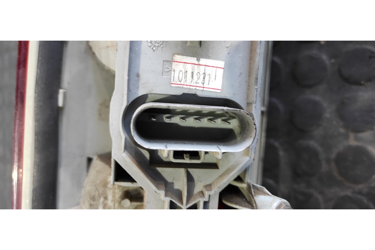 Recambio de piloto trasero derecho para ford tourneo connect (tc7) kombi corta (2009) referencia OEM IAM 9T1613404AC  