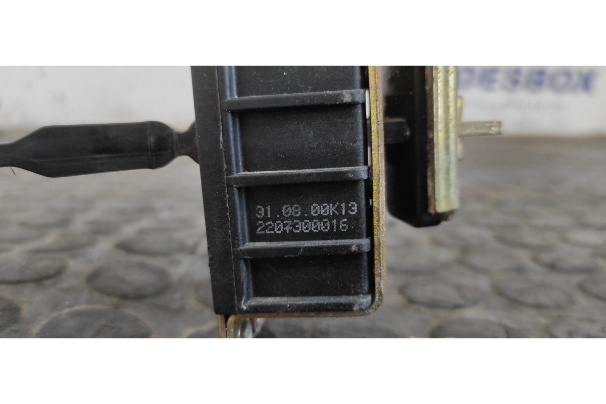 Recambio de retenedor puerta derecha para mercedes-benz clase s (w220) berlina 320 cdi (220.026) referencia OEM IAM 2207300016  