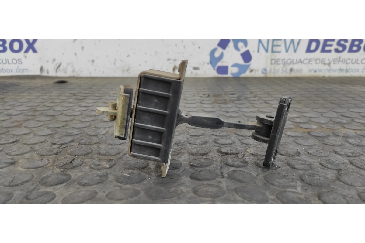 Recambio de retenedor puerta derecha para mercedes-benz clase s (w220) berlina 320 cdi (220.026) referencia OEM IAM 2207300016  