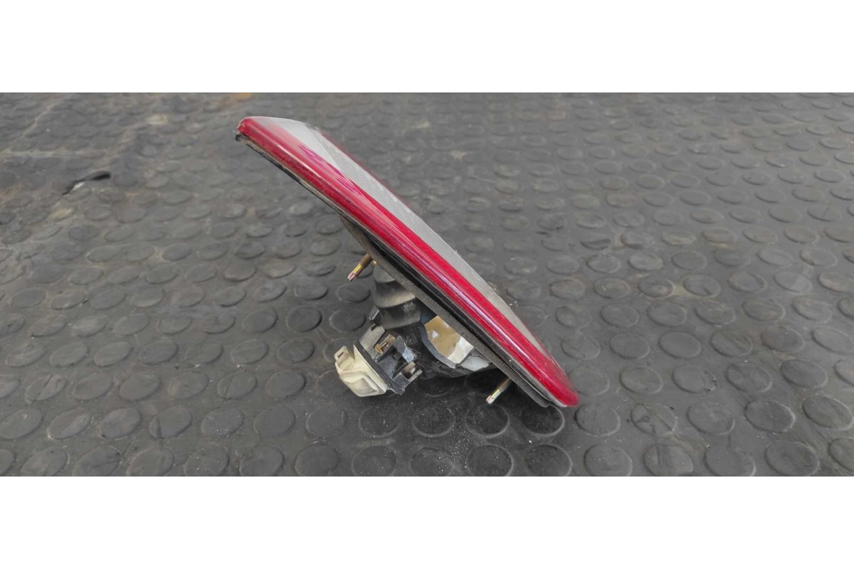 Recambio de piloto porton derecho para seat cordoba berlina (6k2) 1.4 referencia OEM IAM 6K5945092F  