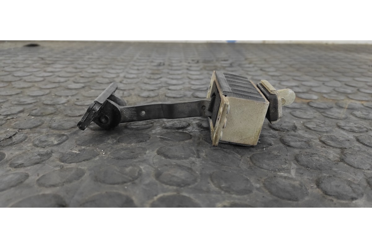 Recambio de retenedor puerta derecha para mercedes-benz clase s (w220) berlina 320 cdi (220.026) referencia OEM IAM 2207300016  