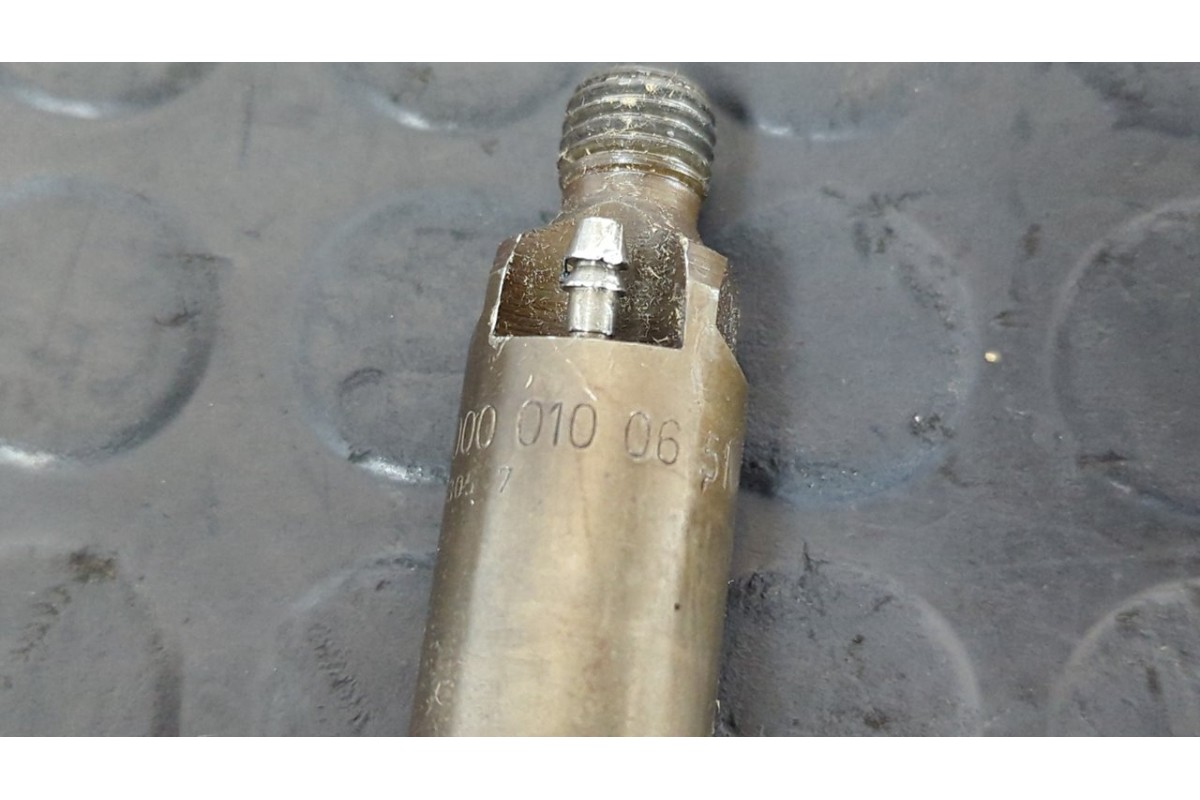 Recambio de inyector para mercedes-benz clase e (w210) berlina diesel 300 turbodiesel (210.025) referencia OEM IAM 0000100651  