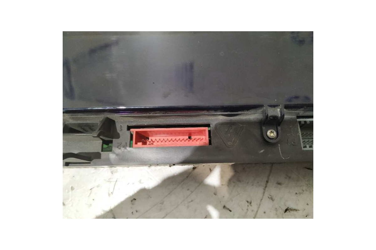 Recambio de cuadro instrumentos para renault clio i fase i+ii (b/c57) 1.9 d campus (47kw) referencia OEM IAM 216693960  