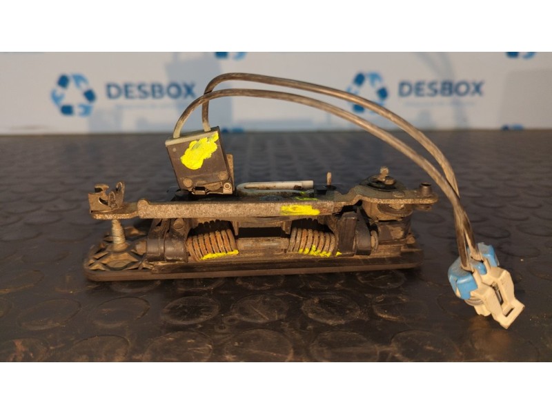 Recambio de maneta exterior porton para chrysler jeep cherokee (j) 4.0 cat referencia OEM IAM 55076016A  