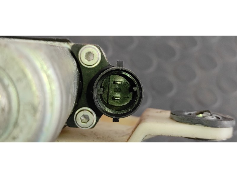 Recambio de elevalunas delantero derecho para opel movano b kasten/combi hka l2h2 3,3t doka referencia OEM IAM 128001031B  