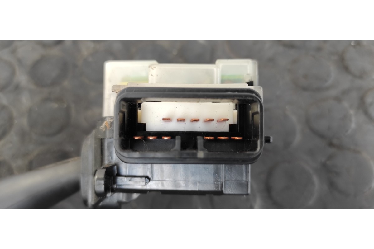 Recambio de mando limpia para mazda 6 berlina (gg) 2.0 crtd 136 active (4-ptas.) referencia OEM IAM 17B122  