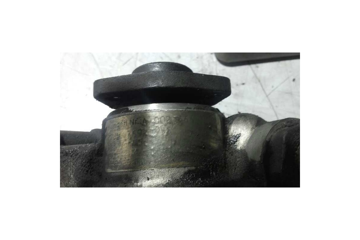 Recambio de bomba direccion para mercedes-benz vito (w638) caja cerrada 2.2 16v cdi turbodiesel cat referencia OEM IAM A00246670