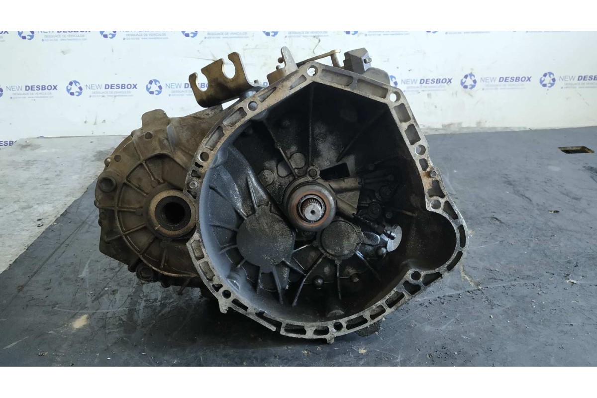 Recambio de caja cambios para mercedes-benz vito (w638) caja cerrada 2.2 16v cdi turbodiesel cat referencia OEM IAM A6382601900 