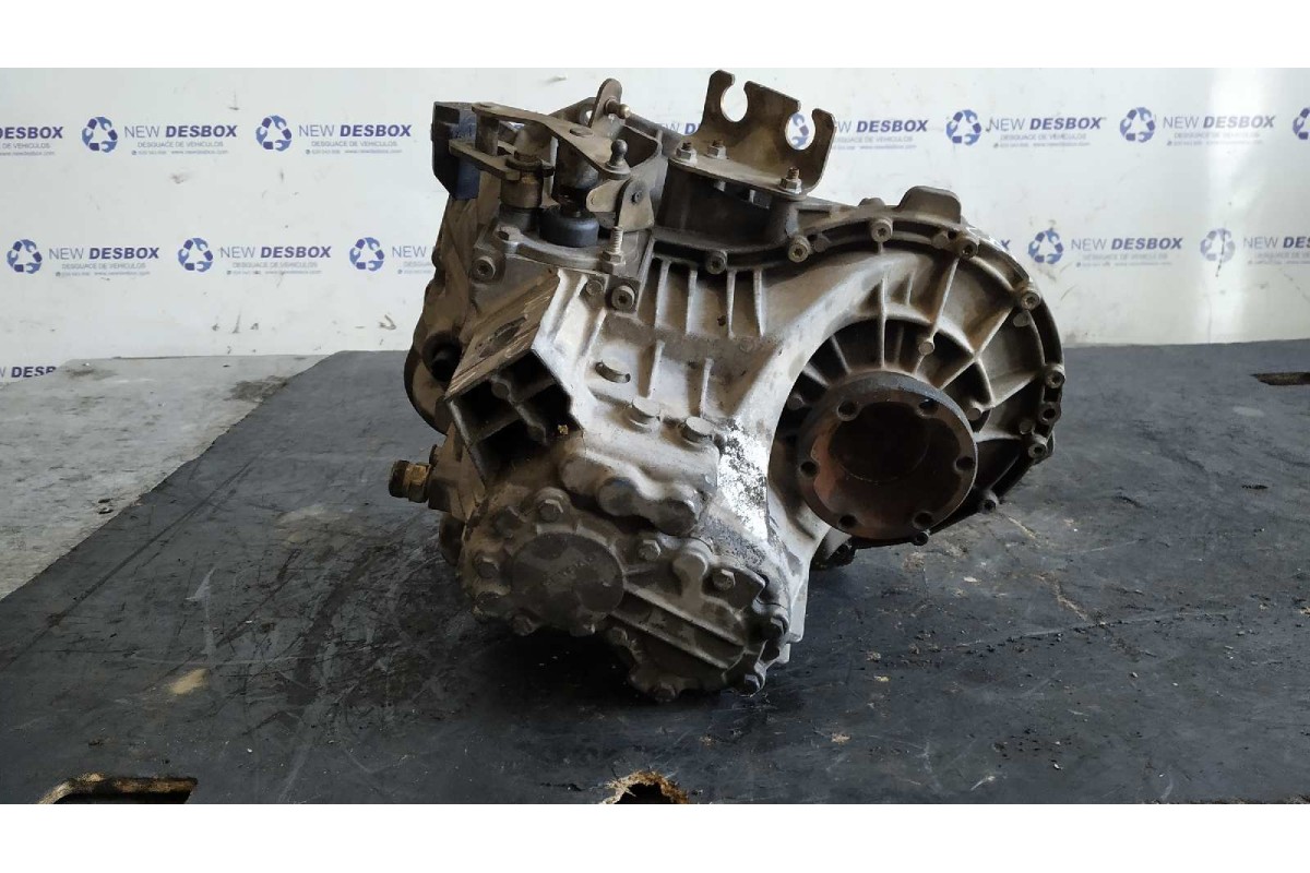 Recambio de caja cambios para mercedes-benz vito (w638) caja cerrada 2.2 16v cdi turbodiesel cat referencia OEM IAM A6382601900 