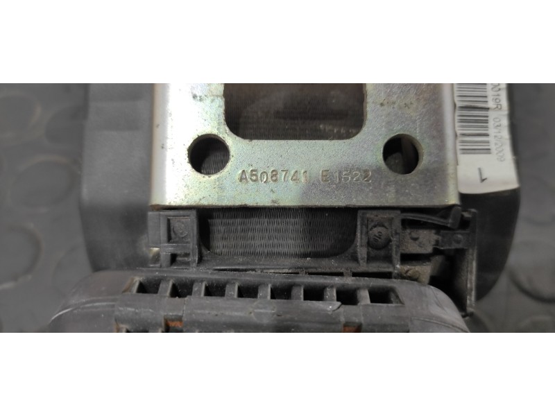 Recambio de cinturon delantero derecho para opel movano b kasten/combi hka l2h2 3,3t doka referencia OEM IAM 868840019R  