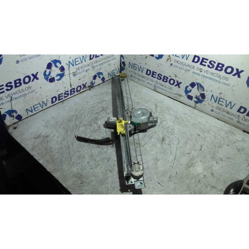 Recambio de elevalunas delantero derecho para nissan primastar (x83) 1.9 dci diesel cat referencia OEM IAM 7700311821-F  