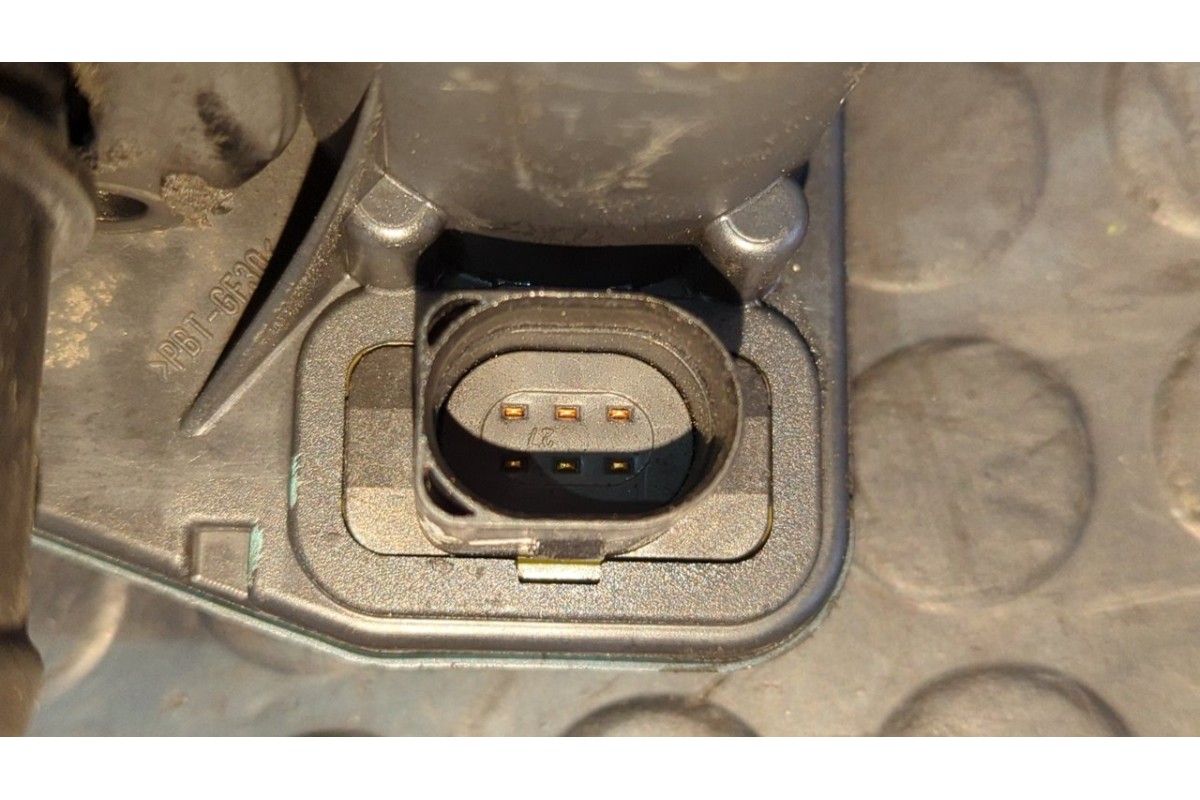 Recambio de caja mariposa para land rover range rover sport v8 td edition 60 yrs referencia OEM IAM 6H4Q9E926BA  