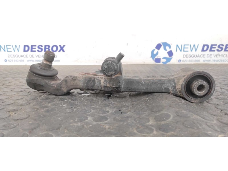 Recambio de brazo izquierdo inferior delantero para kia carnival 2.9 turbodiesel cat referencia OEM IAM SHAL  