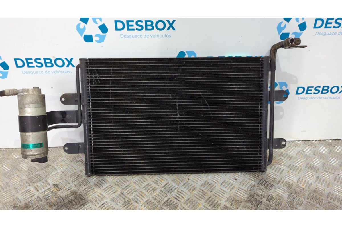 Recambio de condensador / radiador aire acondicionado para volkswagen golf iv berlina (1j1) 1.9 tdi referencia OEM IAM 1J0820411
