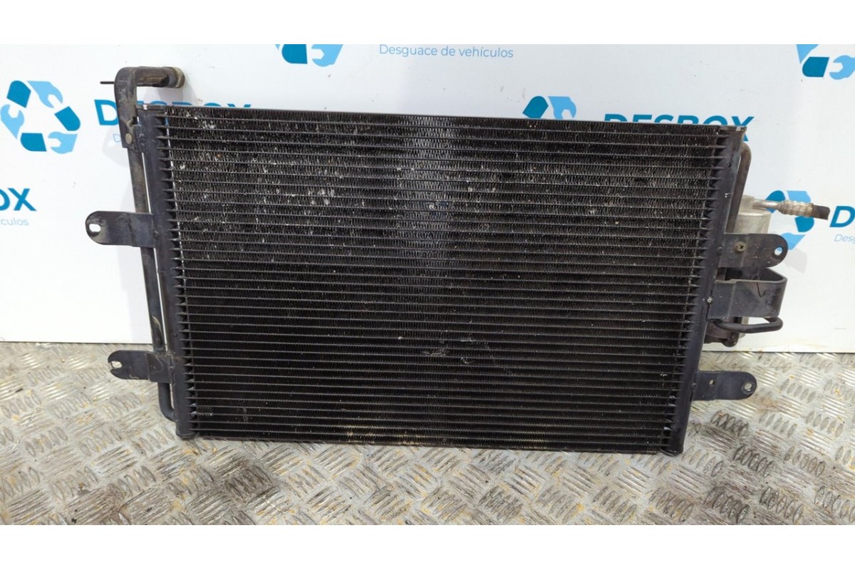 Recambio de condensador / radiador aire acondicionado para volkswagen golf iv berlina (1j1) 1.9 tdi referencia OEM IAM 1J0820411