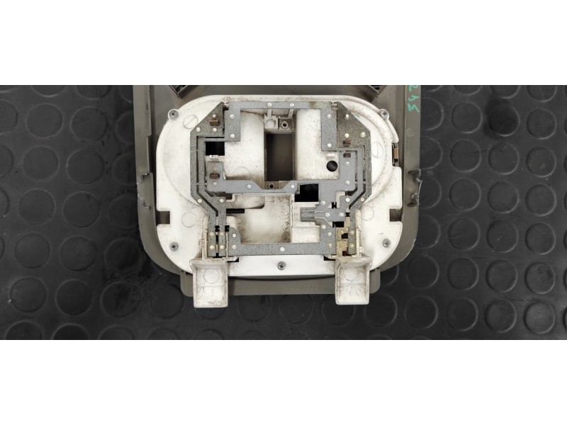 Recambio de luz interior para opel movano b kasten/combi hka l2h2 3,3t doka referencia OEM IAM 264300010R  