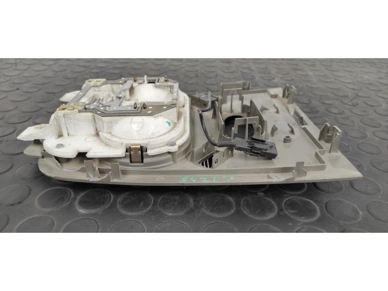 Recambio de luz interior para opel movano b kasten/combi hka l2h2 3,3t doka referencia OEM IAM 264300010R  