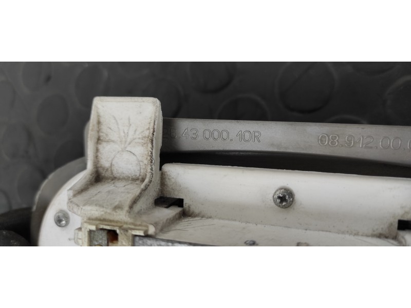 Recambio de luz interior para opel movano b kasten/combi hka l2h2 3,3t doka referencia OEM IAM 264300010R  