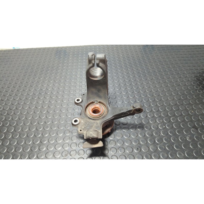 Recambio de mangueta delantera derecha para ford focus c-max (cap) connection referencia OEM IAM 3M513K170BG  