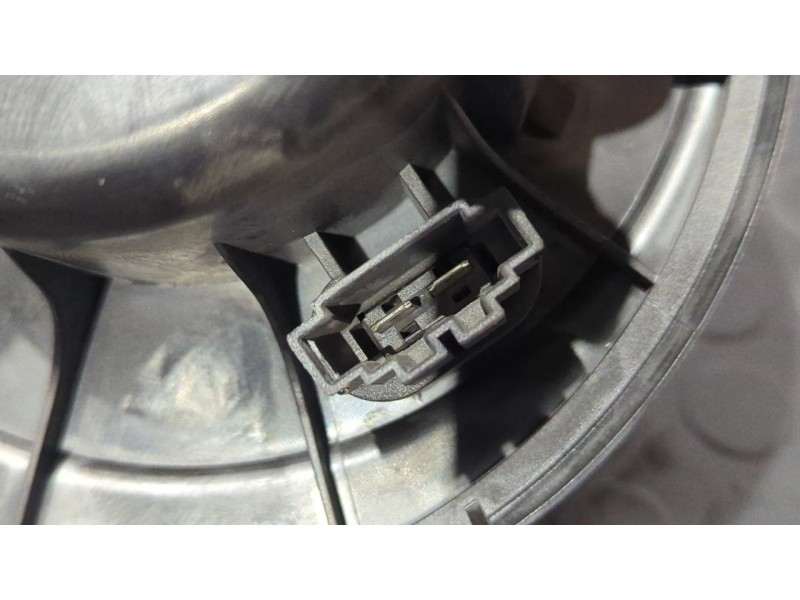 Recambio de motor calefaccion para volkswagen caddy ka/kb (2k) 1.9 tdi (bsu) referencia OEM IAM 1K1819015  