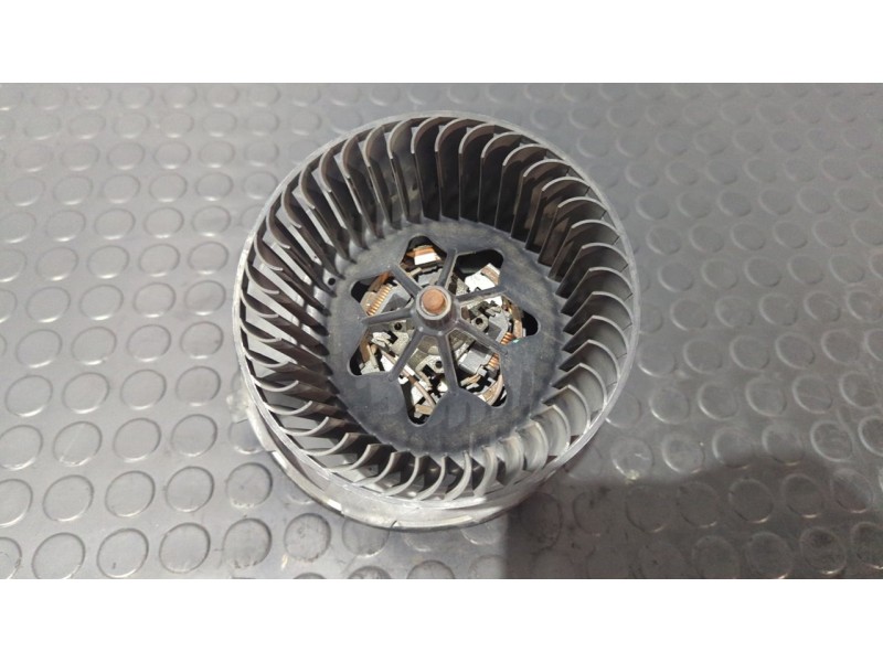 Recambio de motor calefaccion para volkswagen caddy ka/kb (2k) 1.9 tdi (bsu) referencia OEM IAM 1K1819015  