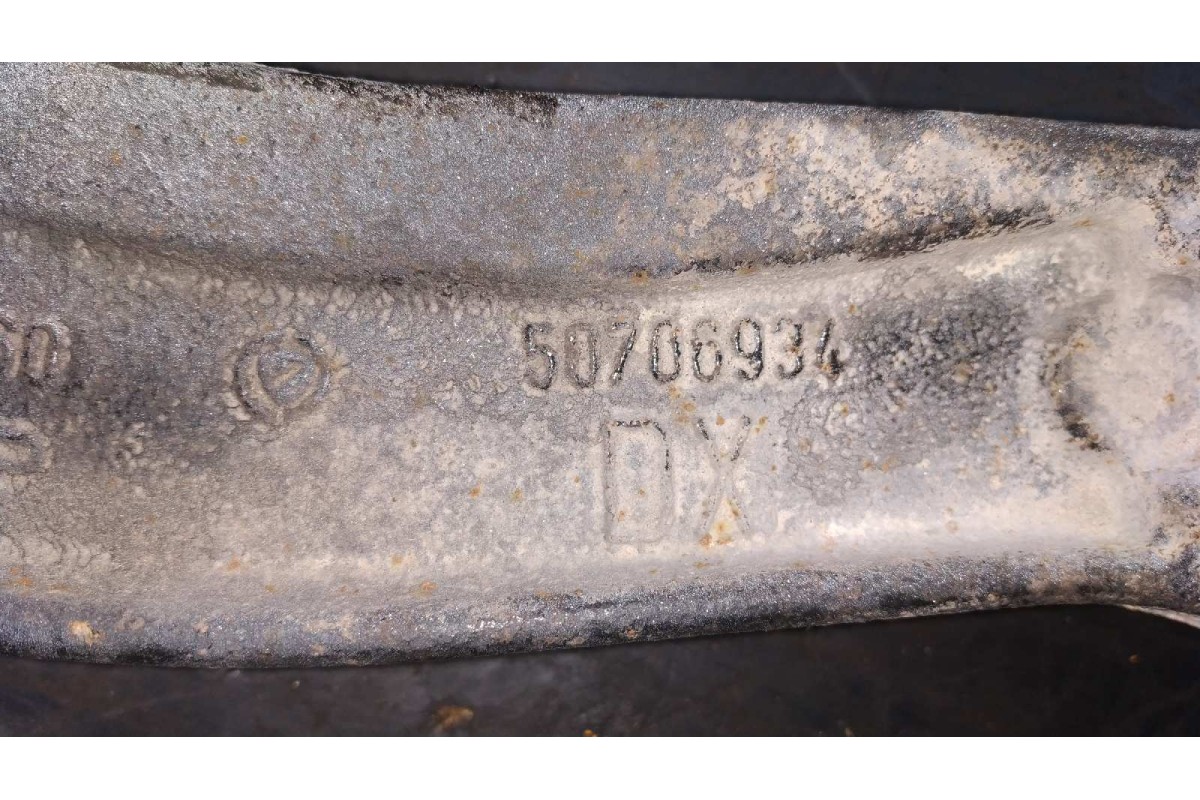 Recambio de brazo derecho inferior delantero para citroen jumper caja abierta (06.2006 =>) 2.2 hdi cat referencia OEM IAM 507069