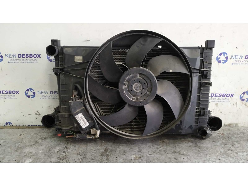 Recambio de radiador agua para mercedes-benz clase c (w203) berlina 1.8 cat referencia OEM IAM A2035000603  