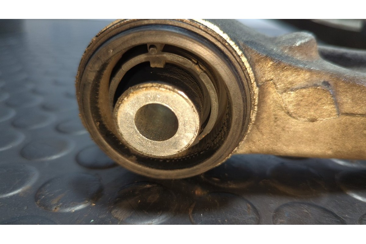 Recambio de brazo derecho inferior trasero para mercedes-benz clase m (w164) 280 / 300 cdi (164.120) referencia OEM IAM 00006036