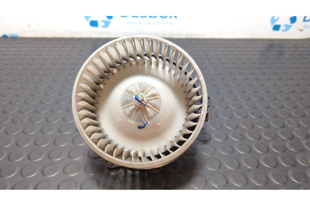 Recambio de motor calefaccion para toyota corolla verso (r1) 2.0 turbodiesel cat referencia OEM IAM MF0160700610  