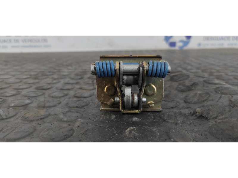 Recambio de retenedor puerta derecha para citroen c5 berlina 2.0 16v exclusive automático referencia OEM IAM X4ARD62517  