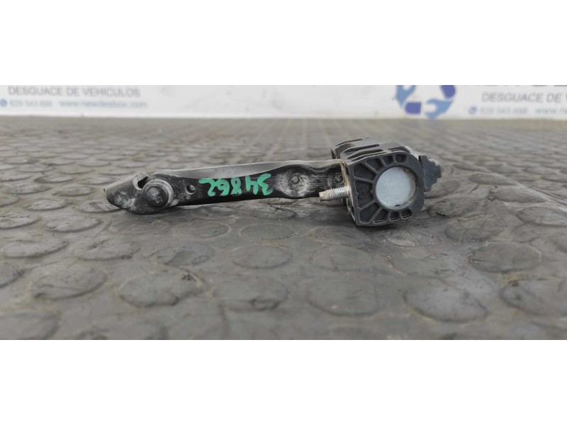 Recambio de retenedor puerta derecha para citroen c4 berlina 1.6 16v hdi referencia OEM IAM B51AVD  