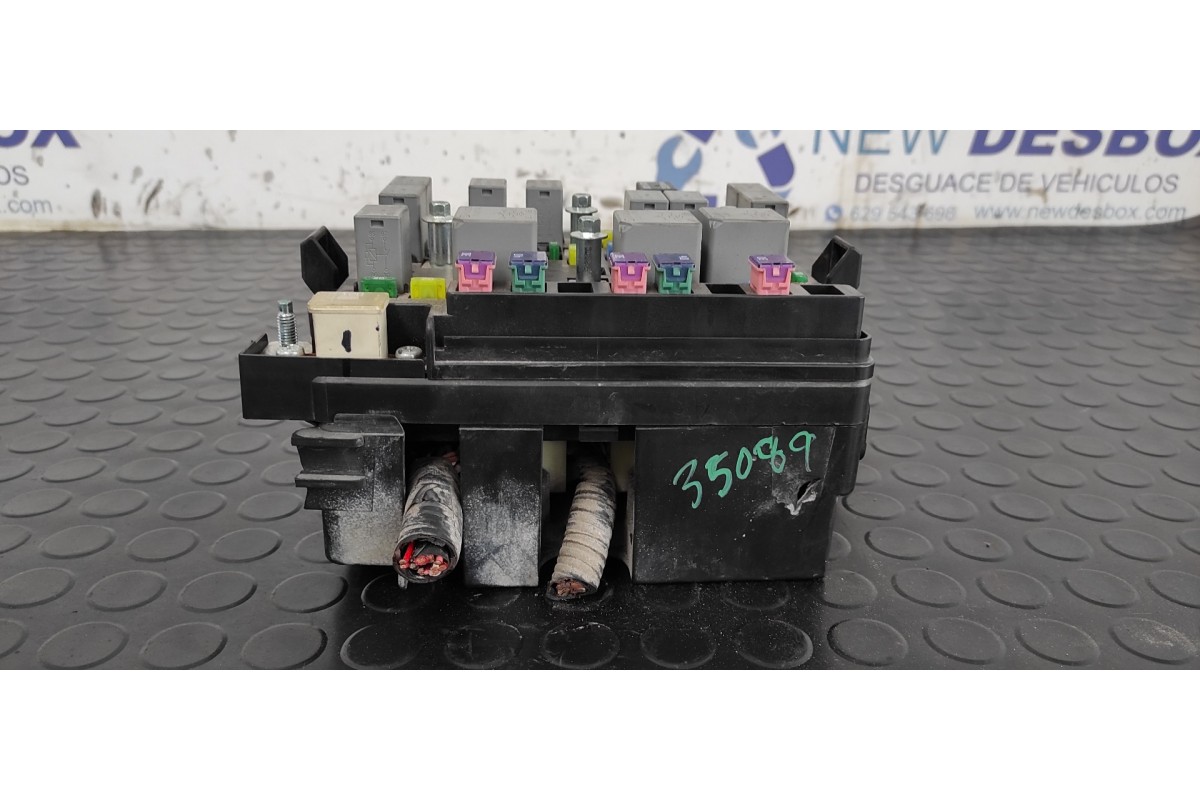 Recambio de caja reles / fusibles para kia sportage concept referencia OEM IAM 919511F210  